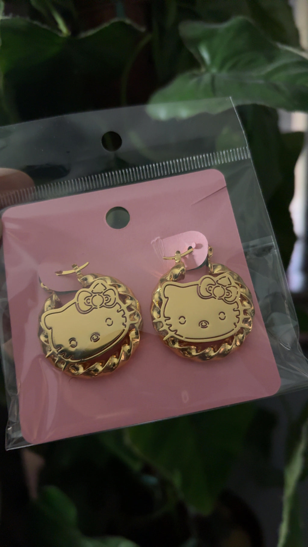 Hello Kitty 30mm Hoops